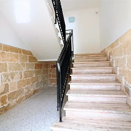 Le Veneri בית הארחה